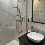 Le Отель