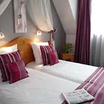 Le 3*