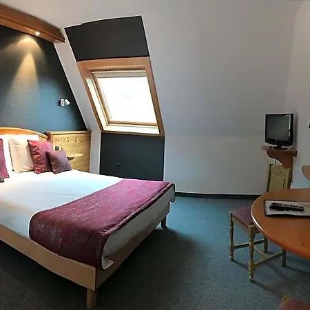 Le Otel