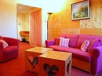 Le Otel
