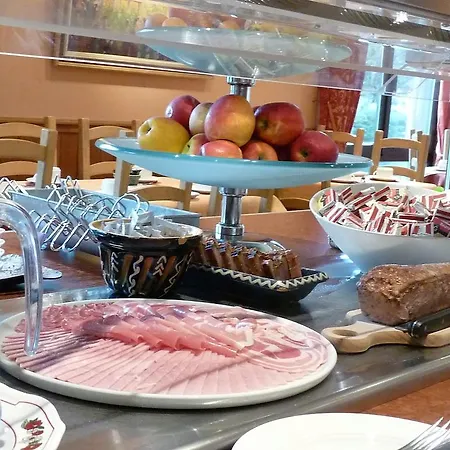 Le Otel 3*