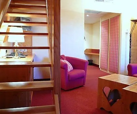 Le Hotel