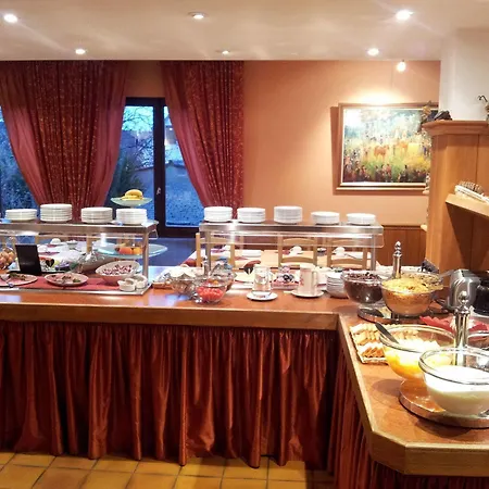Le Otel